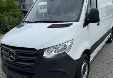 Mercedes-Benz Sprinter 198.000 km 21.980 &euro; Holzgerlingen 71088