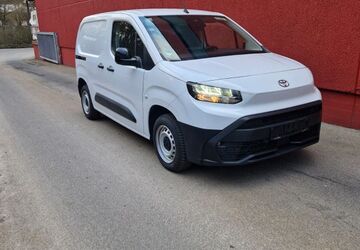 Toyota Proace City 34.000 km 17.250 &euro; Böblingen 71032