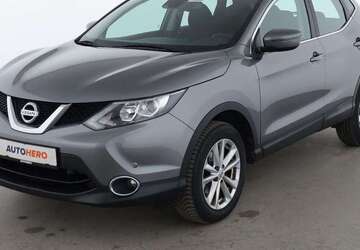 Nissan Qashqai 70.756 km 12.390 &euro; Stuttgart 70195