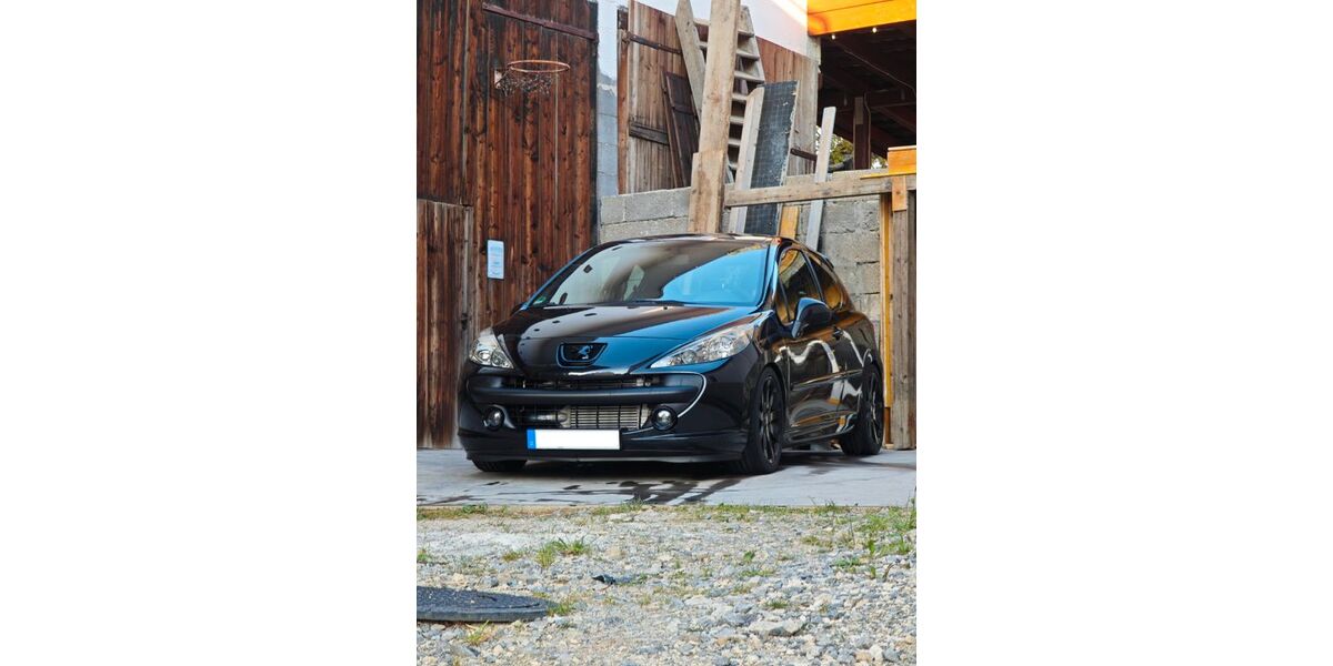 Peugeot 207 124.000 km 13.000 &euro; Pliezhausen 72124