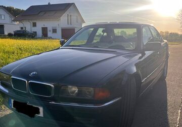 BMW 728 318.800 km 2.700 &euro; Tübingen 72072