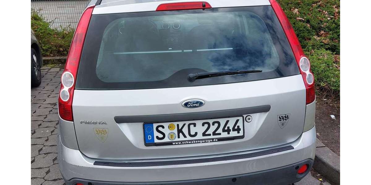 Ford Fiesta 71.000 km 3.500 &euro; Stuttgart, Landeshauptstadt 70329