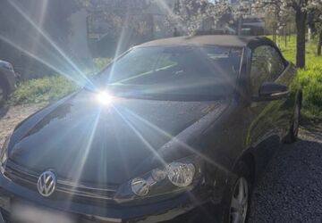 VW Golf 98.000 km 9.000 &euro; Sindelfingen 71065