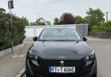 Peugeot e-208 48.000 km 16.000 &euro; Reutlingen 72766