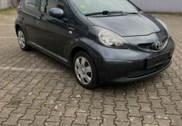 Toyota Aygo (X) 183.000 km 1.999 &euro; Horb 72160