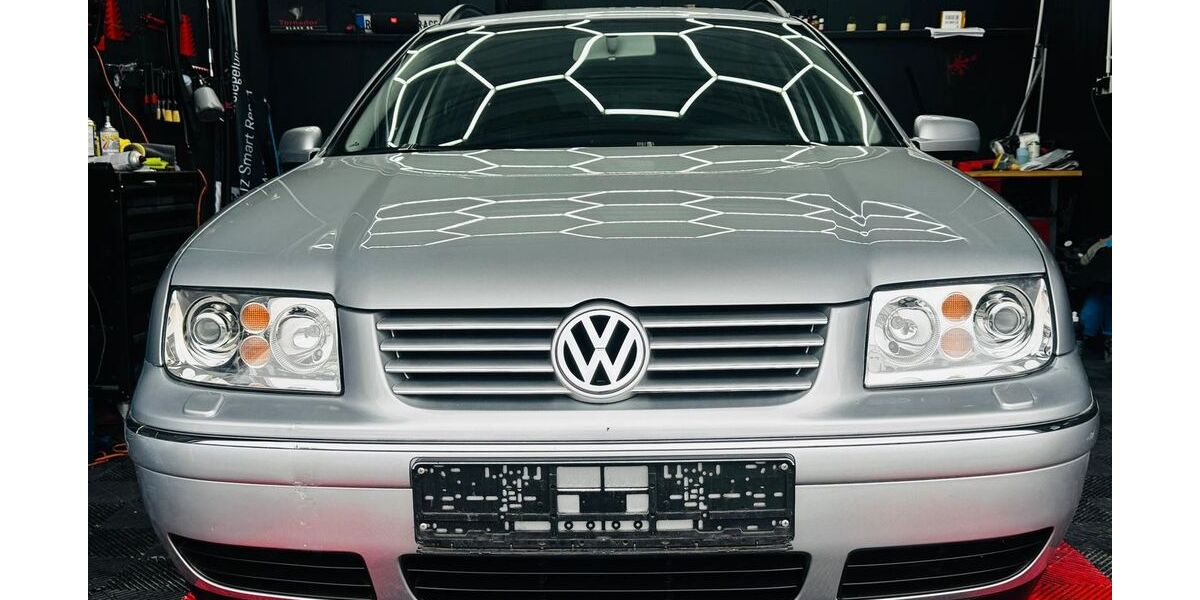 VW Bora 63.321 km 9.900 &euro; Ofterdingen 72131