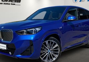 BMW iX1 13.000 km 54.900 &euro; Nürtingen 72622