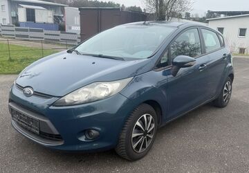Ford Fiesta 151.000 km 2.299 &euro; Starzach 72181