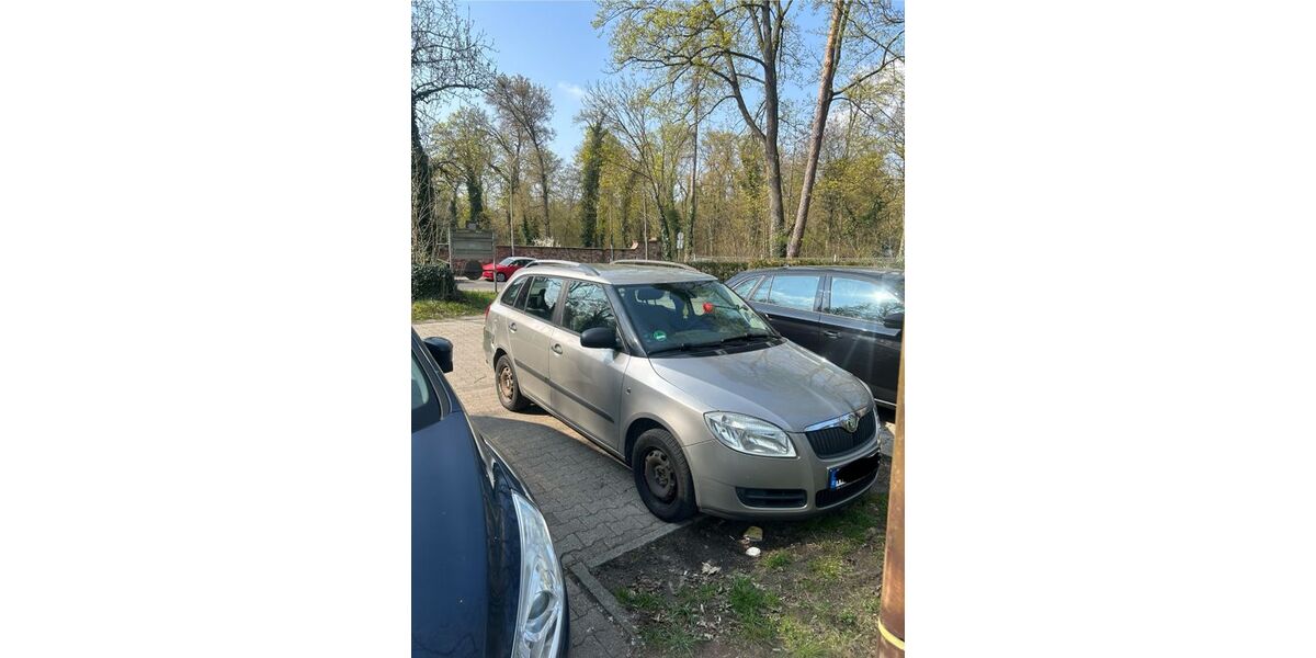 Skoda Fabia 181.000 km 1.400 &euro; Reutlingen 72762