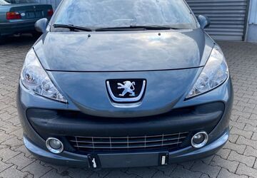 Peugeot 207 140.000 km 2.999 &euro; Rangendingen 72414