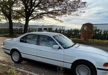 BMW 750 307.800 km 10.999 &euro; Pfullingen 72793