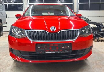 Skoda Fabia 38.000 km 8.699 &euro; St. Johann 72813