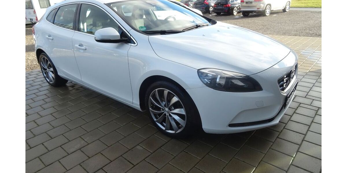 Volvo V40 145.000 km 14.990 &euro; Horb-Mühringen 72160