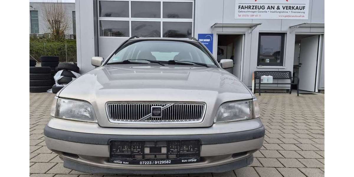 Volvo V40 300.233 km 1.501 &euro; Horb 72160