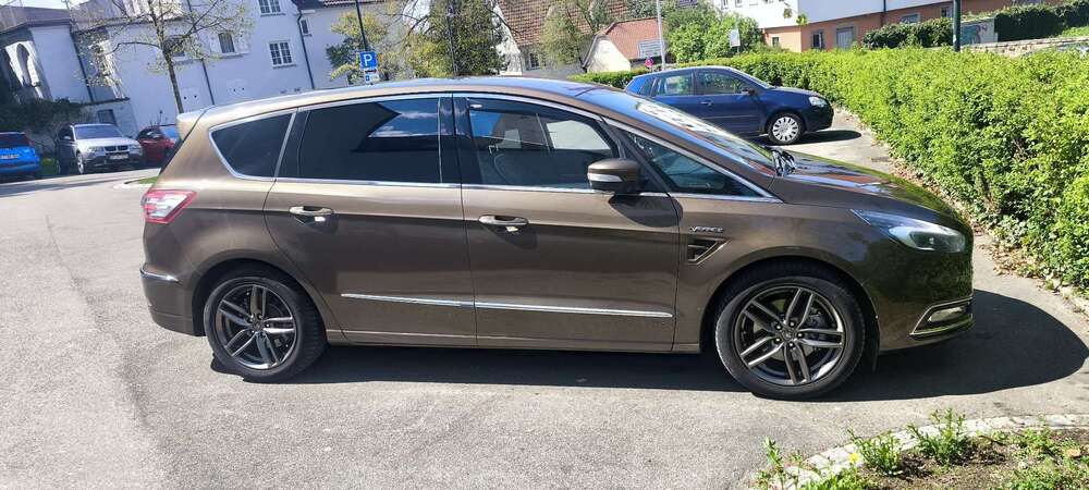 Ford S-Max 95.900 km 18.900 &euro; Metzingen 72555