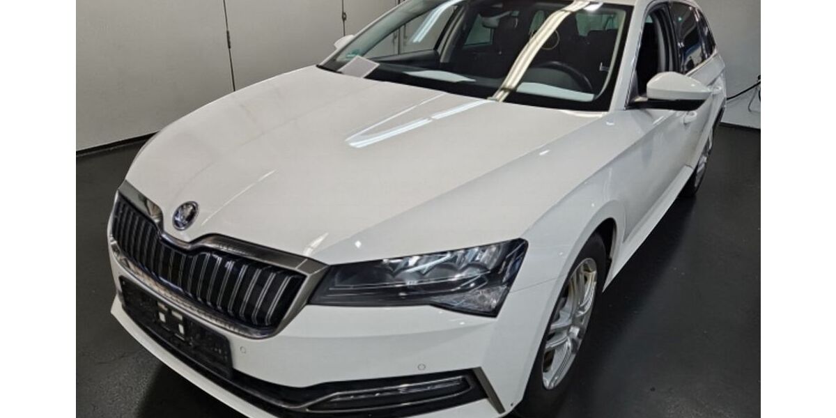 Skoda Superb 106.000 km 17.699 &euro; Reutlingen / Mittelstadt 72766