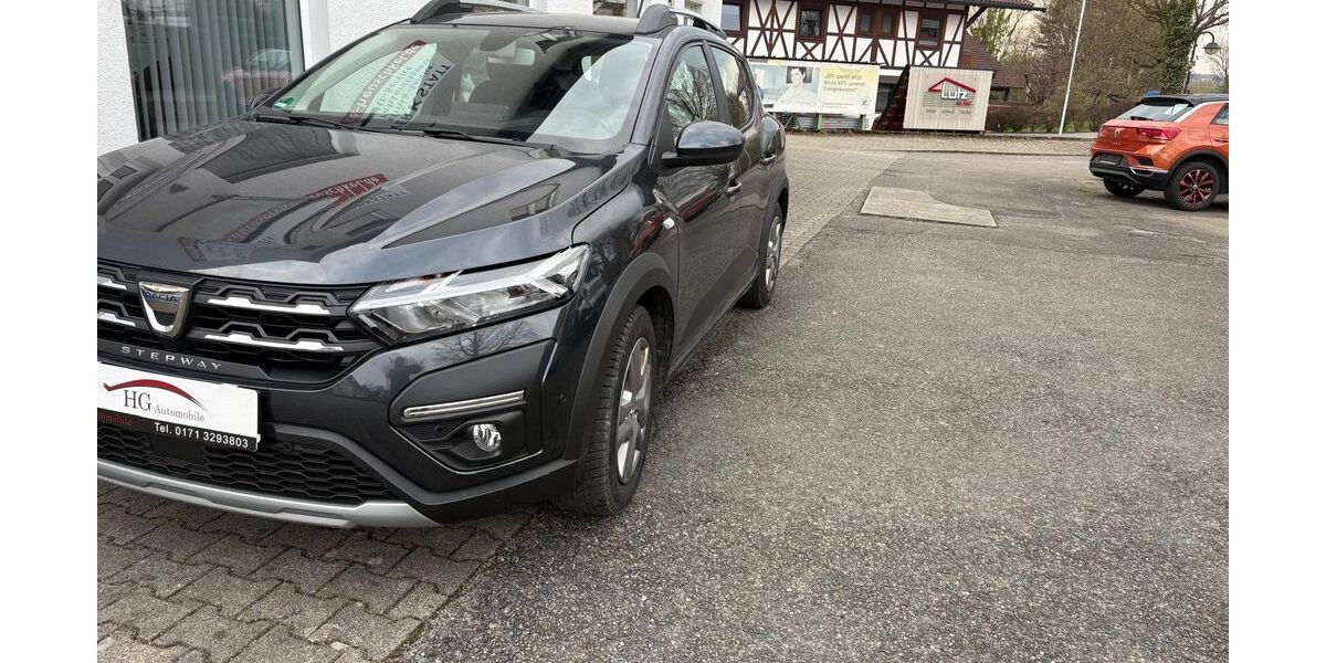 Dacia Sandero 42.000 km 12.760 &euro; Pliezhausen 72124