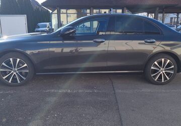 Mercedes-Benz E 300 63.000 km 30.890 &euro; Herrenberg 71083