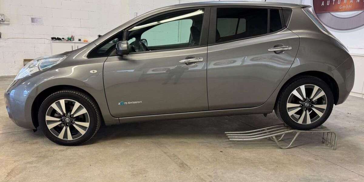 Nissan Leaf 54.443 km 8.400 &euro; Holzgerlingen 71088