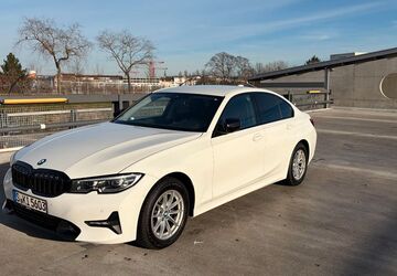 BMW 320 119.000 km 25.000 &euro; Stuttgart 70176