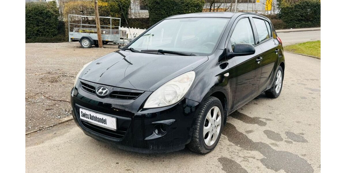 Hyundai i20 157.348 km 2.000 &euro; Ofterdingen 72131