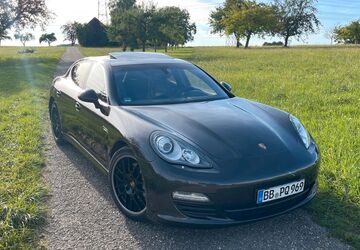 Porsche Panamera 174.000 km 19.999 &euro; Sindelfingen 71067
