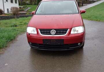 VW Touran 391.000 km 1.499 &euro; Reutlingen (Ohmenhausen)- Tel 01799296766 72770
