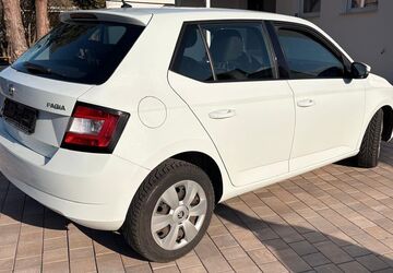 Skoda Fabia 143.000 km 4.200 &euro; Belsen 72116