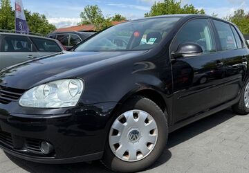 VW Golf 154.341 km 2.990 &euro; Tübingen 72072