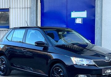 Skoda Fabia 64.000 km 8.490 &euro; Lichtenstein Unterhausen 72805