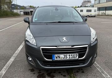 Peugeot 5008 200.000 km 5.290 &euro; Stuttgart 70178