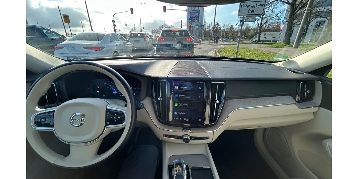 Volvo XC60 71.500 km 33.900 &euro; Stuttgart 70176