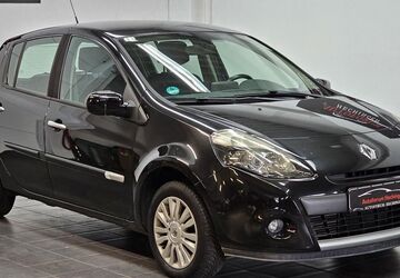 Renault Clio 57.000 km 5.750 &euro; Hechingen 72379