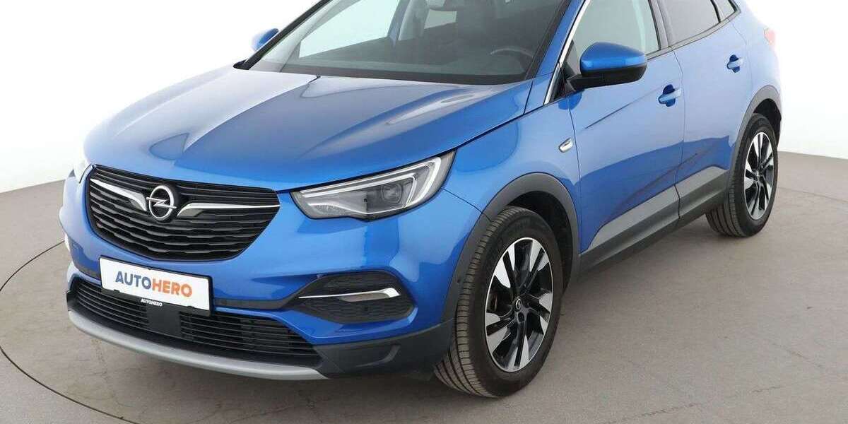 Opel Grandland X 55.036 km 14.490 &euro; Stuttgart 70195