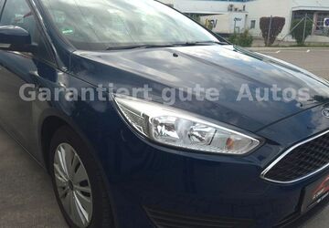 Ford Focus 49.017 km 11.999 &euro; Reutlingen 72770