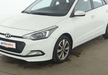 Hyundai i20 62.019 km 9.180 &euro; Stuttgart 70195