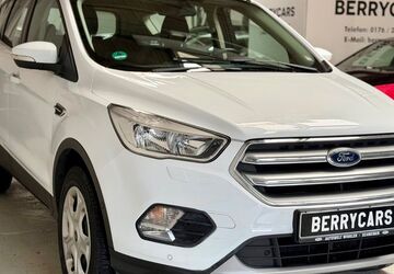 Ford Kuga 62.330 km 11.990 &euro; Gärtringen 71116