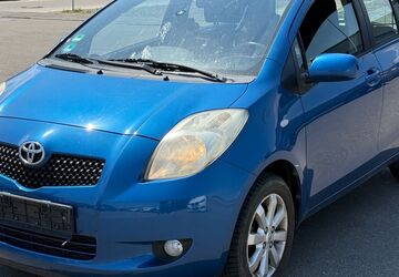 Toyota Yaris 161.098 km 2.450 &euro; Bisingen 72406
