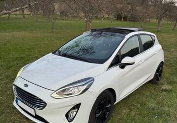 Ford Fiesta 108.900 km 10.400 &euro; Lichtenstein 72805