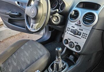 Opel Corsa 182.750 km 2.350 &euro; Wendlingen am neckar 73240