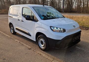 Toyota Proace City 39.350 km 16.990 &euro; Böblingen 71032