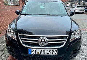 VW Tiguan 106.000 km 9.499 &euro; Lichtenstein 72805