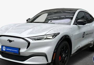 Ford Mustang Mach-E 29.550 km 32.900 &euro; Stuttgart 70190