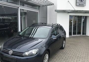 VW Golf 332.000 km 2.980 &euro; Wendlingen am Neckar 73240