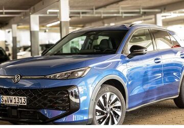 VW T-Roc 5.174 km 37.330 &euro; Stuttgart 70563