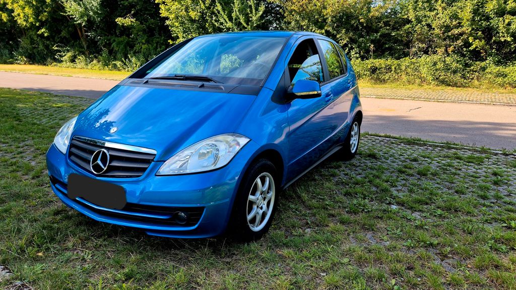 Mercedes-Benz A 150 78.600 km 4.999 &euro; Sindelfingen 71063