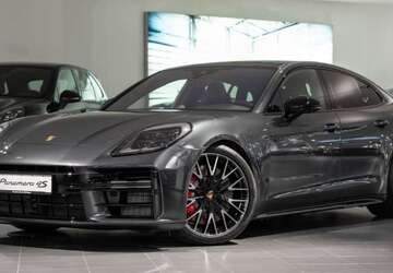 Porsche Panamera 3.900 km 185.480 &euro; Böblingen 71034