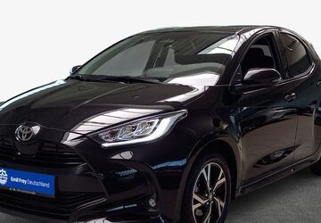 Toyota Yaris 12.600 km 21.750 &euro; Stuttgart 70469