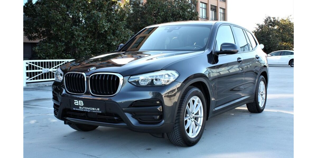 BMW X3 123.000 km 25.600 &euro; Stuttgart 70199