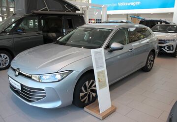 VW Passat Variant 5.000 km 42.990 &euro; Wildberg 72218